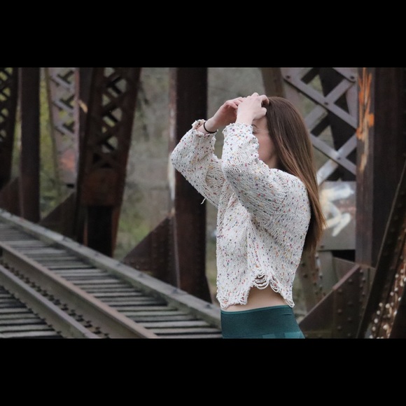 Bookmark My Closet! ☕️ - Picture 2 of 7